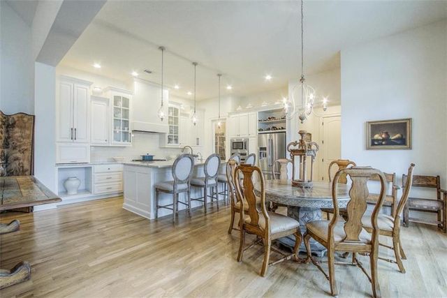 9320 Rosewood Drive, Prairie Village, KS 66207