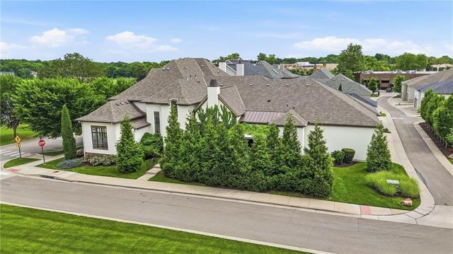 9320 Rosewood Drive, Prairie Village, KS 66207