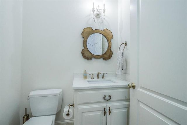 9320 Rosewood Drive, Prairie Village, KS 66207