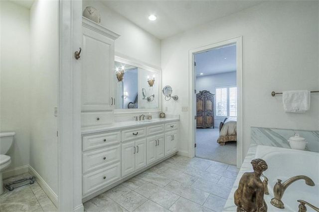 9320 Rosewood Drive, Prairie Village, KS 66207