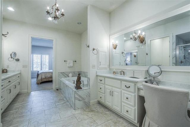 9320 Rosewood Drive, Prairie Village, KS 66207