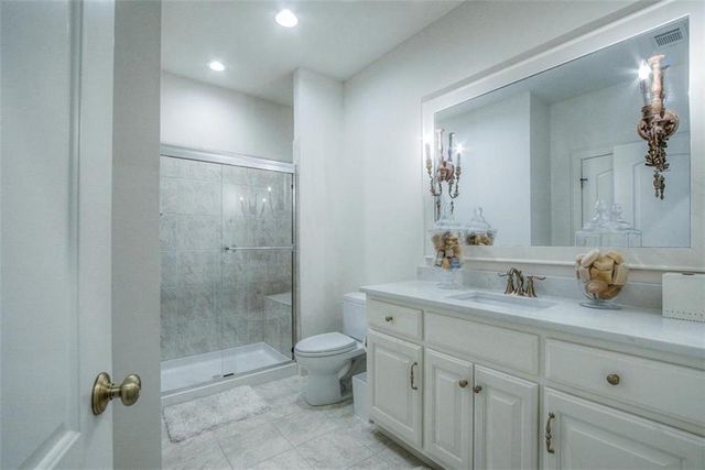 9320 Rosewood Drive, Prairie Village, KS 66207