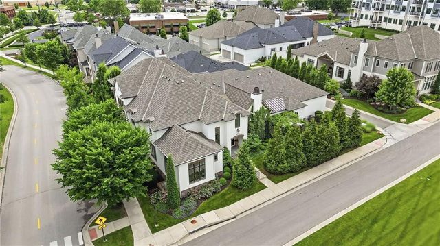 9320 Rosewood Drive, Prairie Village, KS 66207