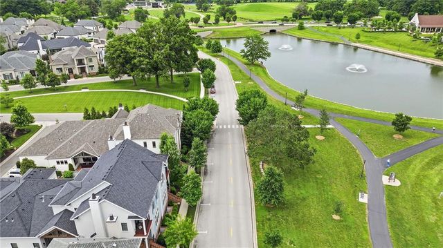9320 Rosewood Drive, Prairie Village, KS 66207