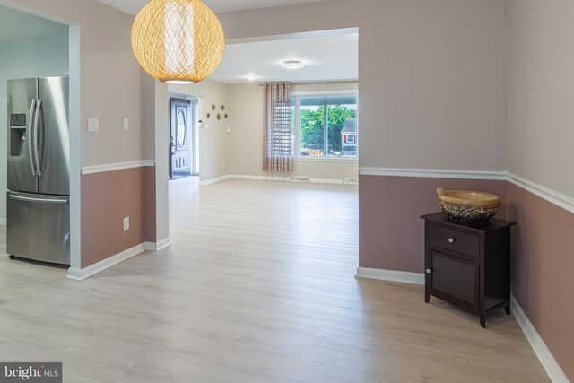 1588 WILLIAMS RD, Abington, PA 19001