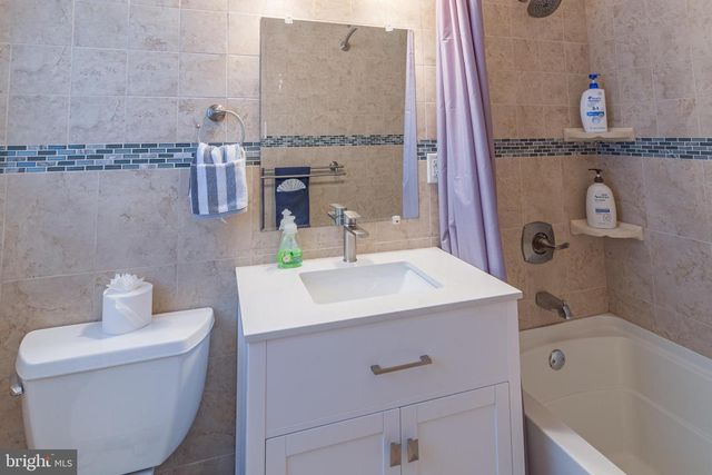 1588 WILLIAMS RD, Abington, PA 19001