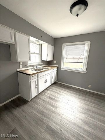 17312 Glendale Avenue, Cleveland, OH 44128