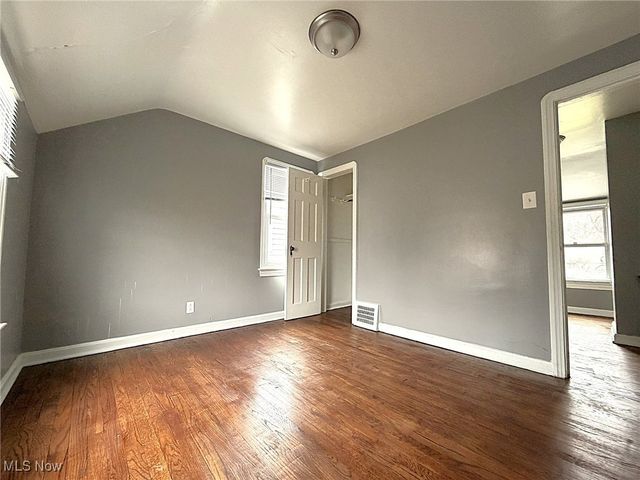 17312 Glendale Avenue, Cleveland, OH 44128