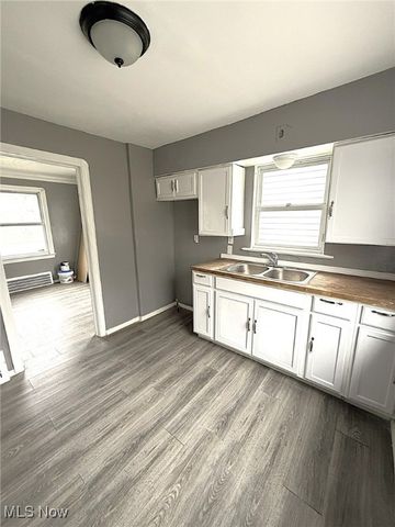 17312 Glendale Avenue, Cleveland, OH 44128