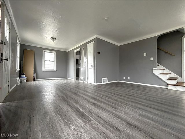 17312 Glendale Avenue, Cleveland, OH 44128