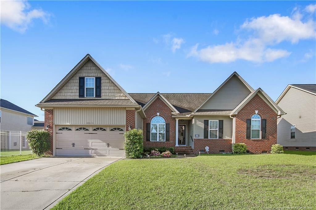 3811 Briargate Lane, Fayetteville, NC 28314
