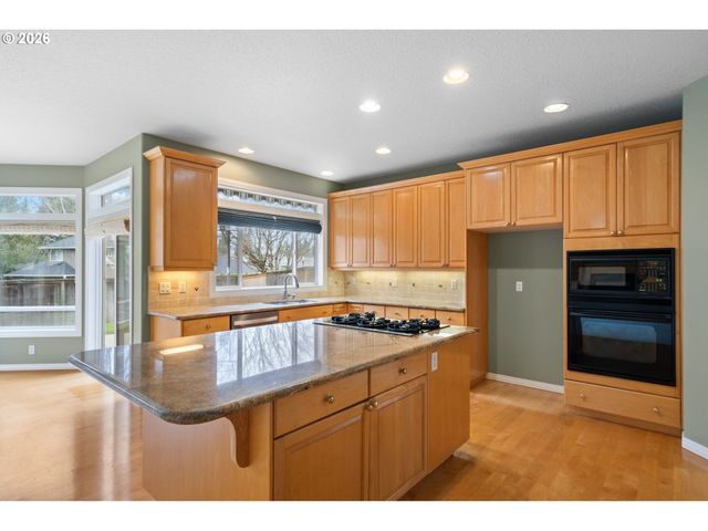 4610 Nw 138TH St, Vancouver, WA 98685