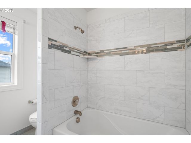 4610 Nw 138TH St, Vancouver, WA 98685