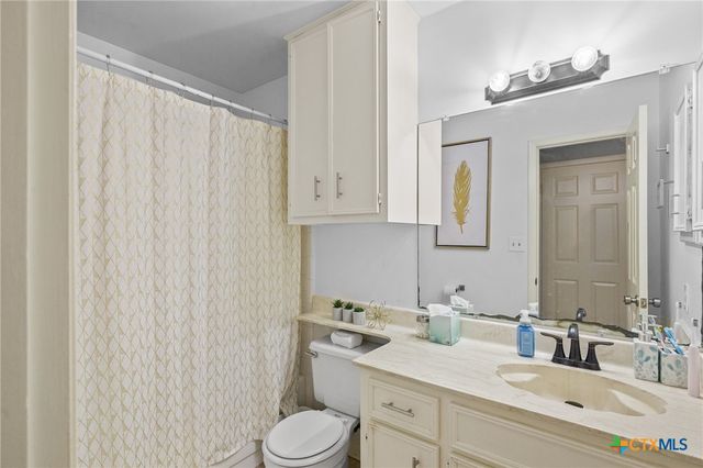 306 Waterford Drive, Victoria, TX 77901