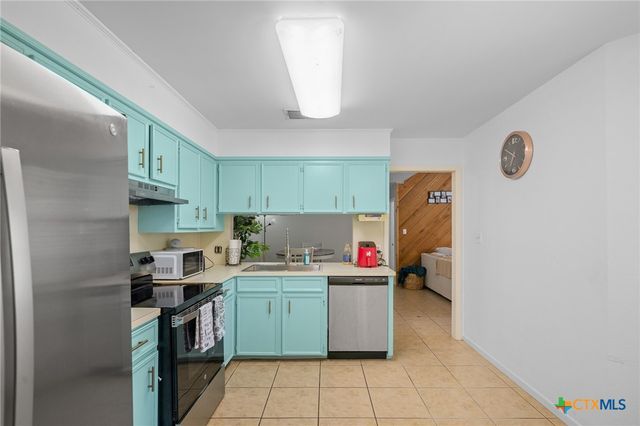 306 Waterford Drive, Victoria, TX 77901