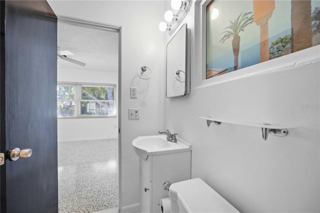 2244 SUNNYSIDE PLACE, Sarasota, FL 34239