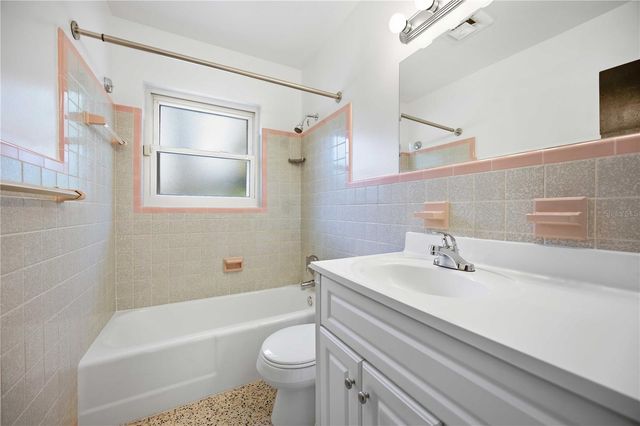 2244 SUNNYSIDE PLACE, Sarasota, FL 34239