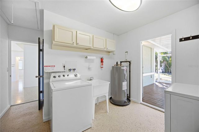 2244 SUNNYSIDE PLACE, Sarasota, FL 34239