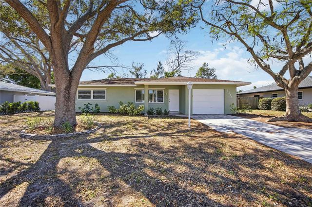 2244 SUNNYSIDE PLACE, Sarasota, FL 34239