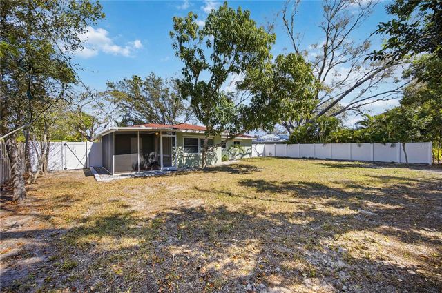 2244 SUNNYSIDE PLACE, Sarasota, FL 34239