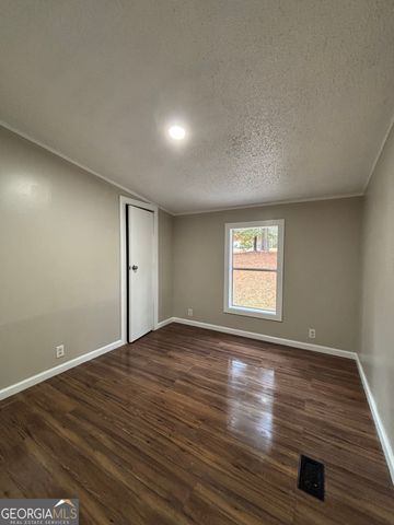 409 Paiute Road, Locust Grove, GA 30248