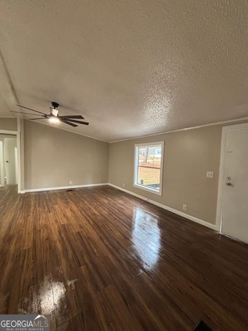 409 Paiute Road, Locust Grove, GA 30248