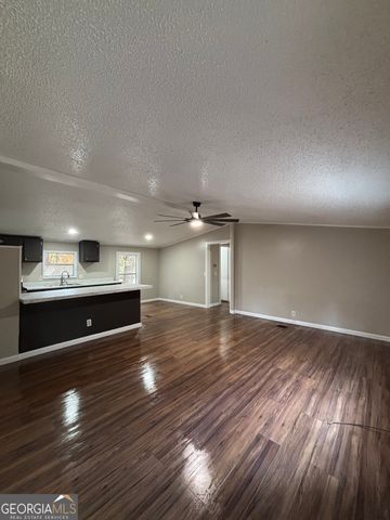 409 Paiute Road, Locust Grove, GA 30248