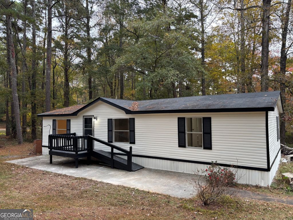 409 Paiute Road, Locust Grove, GA 30248