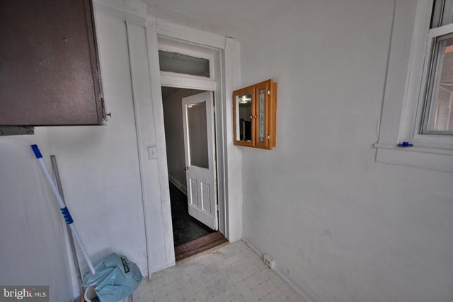 10 S ELLWOOD AVE, Baltimore, MD 21224