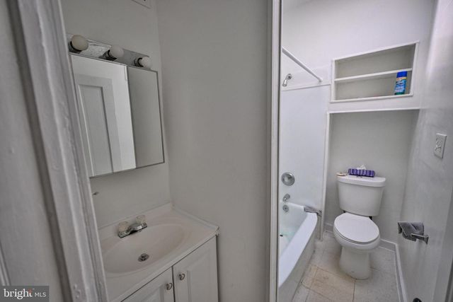 10 S ELLWOOD AVE, Baltimore, MD 21224