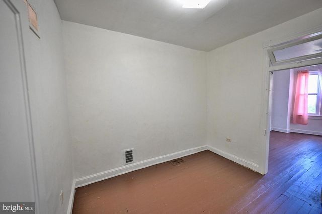 10 S ELLWOOD AVE, Baltimore, MD 21224