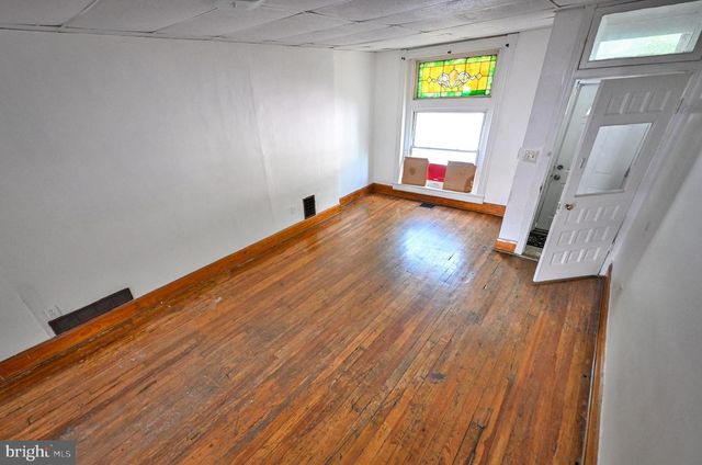 10 S ELLWOOD AVE, Baltimore, MD 21224