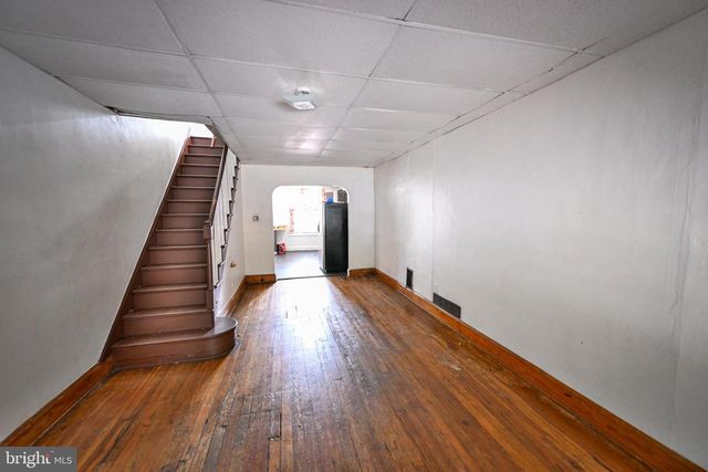 10 S ELLWOOD AVE, Baltimore, MD 21224