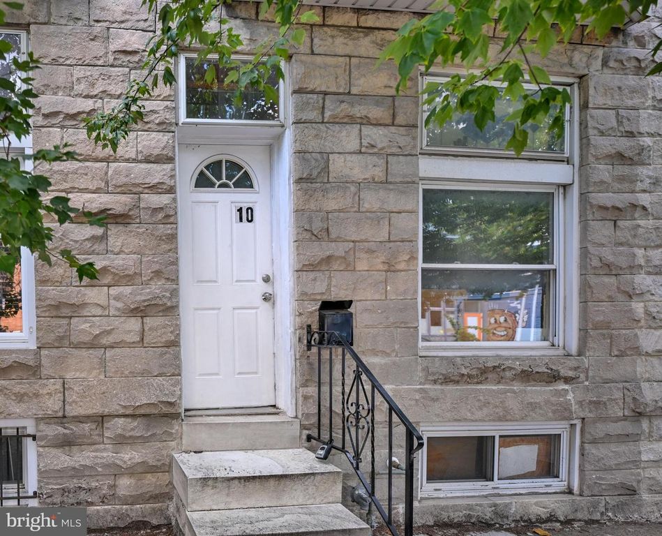 10 S ELLWOOD AVE, Baltimore, MD 21224