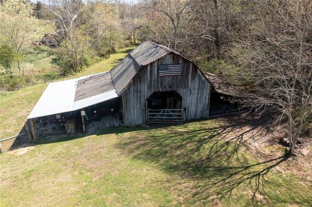 182 Henry Mack Hill Road, Rydal, GA 30171