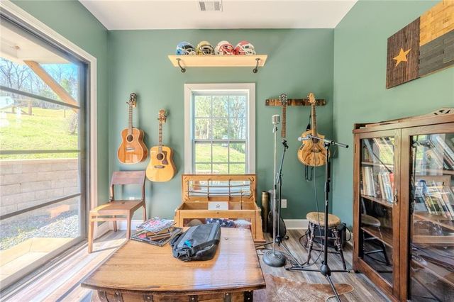 182 Henry Mack Hill Road, Rydal, GA 30171