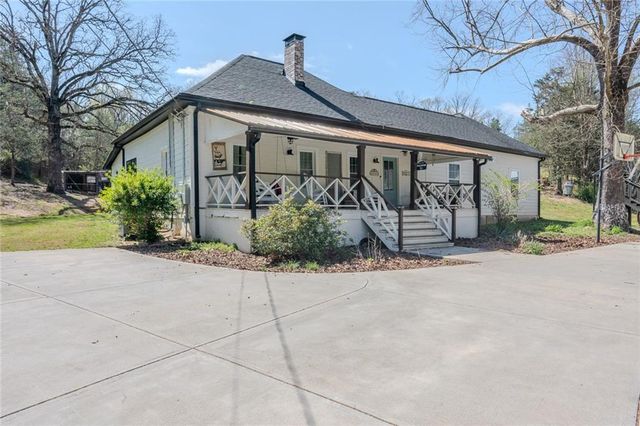 182 Henry Mack Hill Road, Rydal, GA 30171