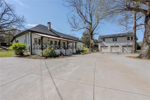 182 Henry Mack Hill Road, Rydal, GA 30171