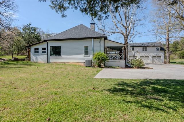 182 Henry Mack Hill Road, Rydal, GA 30171