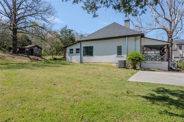 182 Henry Mack Hill Road, Rydal, GA 30171