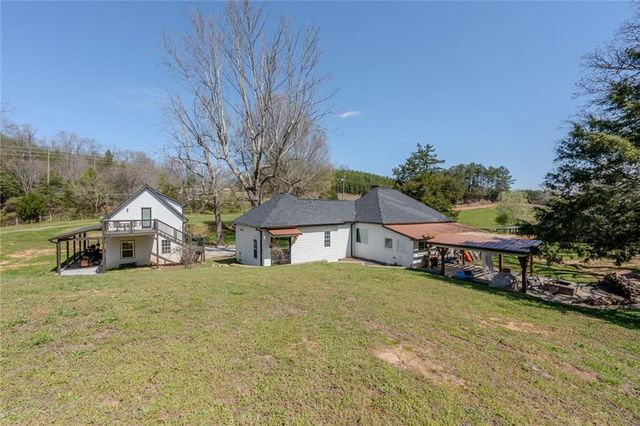 182 Henry Mack Hill Road, Rydal, GA 30171