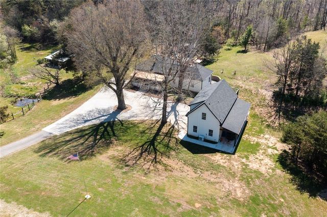 182 Henry Mack Hill Road, Rydal, GA 30171