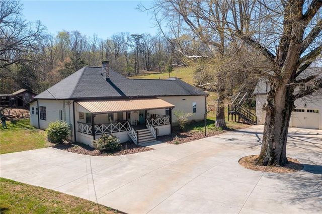 182 Henry Mack Hill Road, Rydal, GA 30171