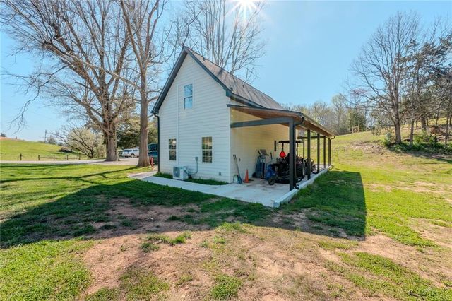 182 Henry Mack Hill Road, Rydal, GA 30171