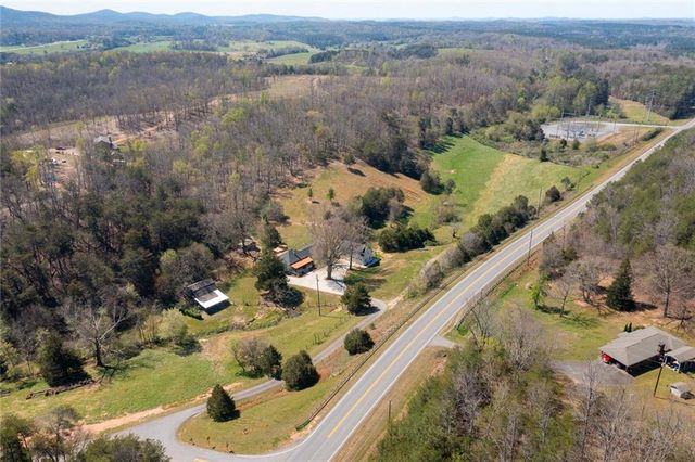 182 Henry Mack Hill Road, Rydal, GA 30171