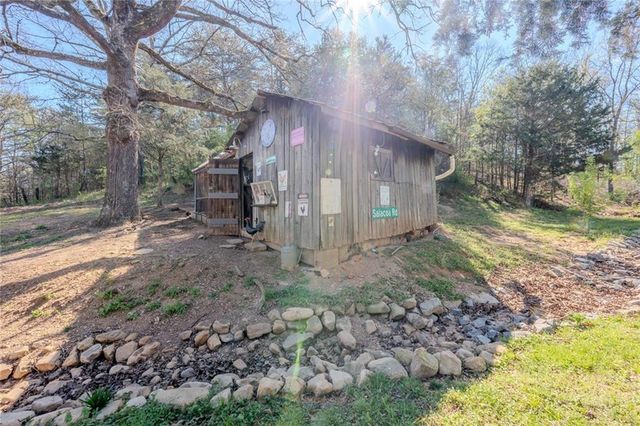 182 Henry Mack Hill Road, Rydal, GA 30171