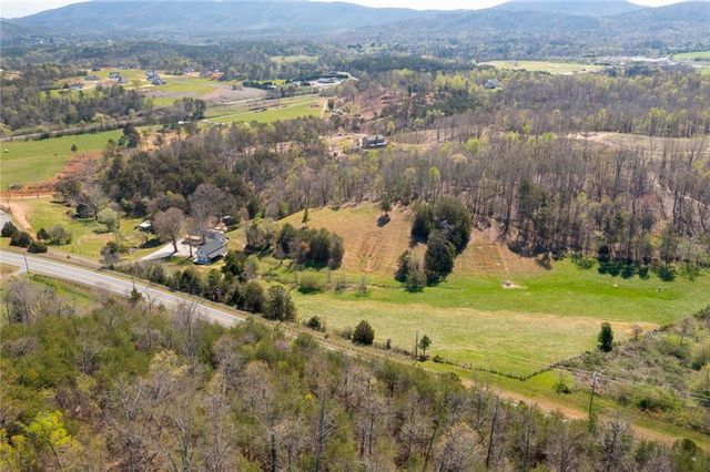 182 Henry Mack Hill Road, Rydal, GA 30171