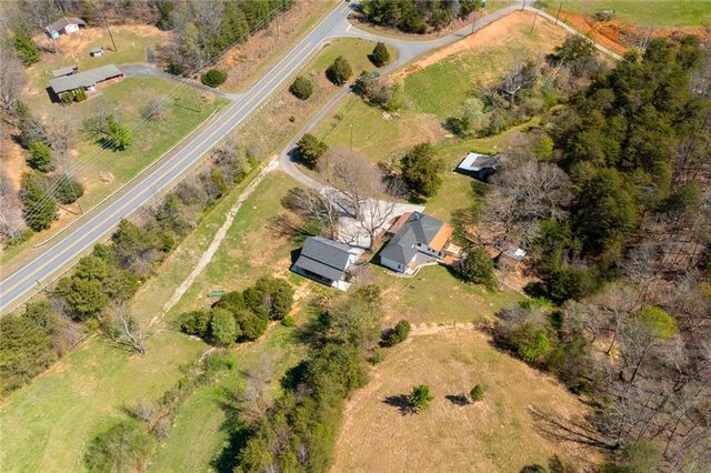 182 Henry Mack Hill Road, Rydal, GA 30171