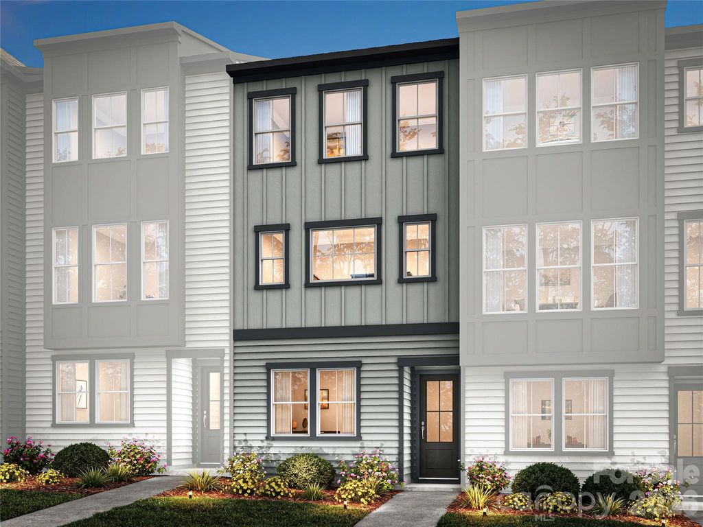 1315 Sandstar Lane, Charlotte, NC 28226