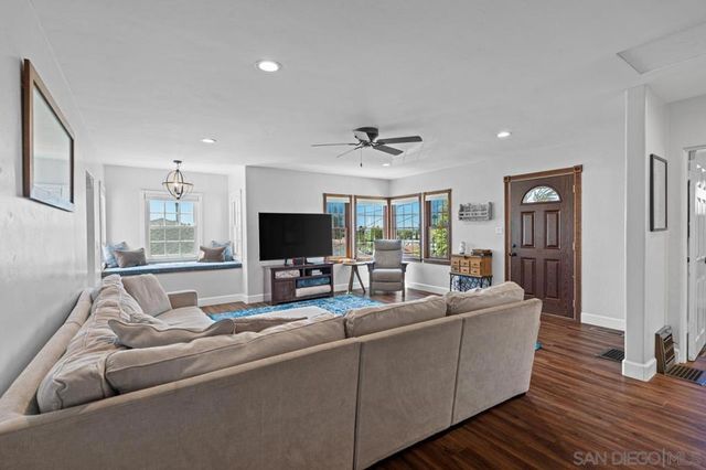 7787 Orien Ave, La Mesa, CA 91941